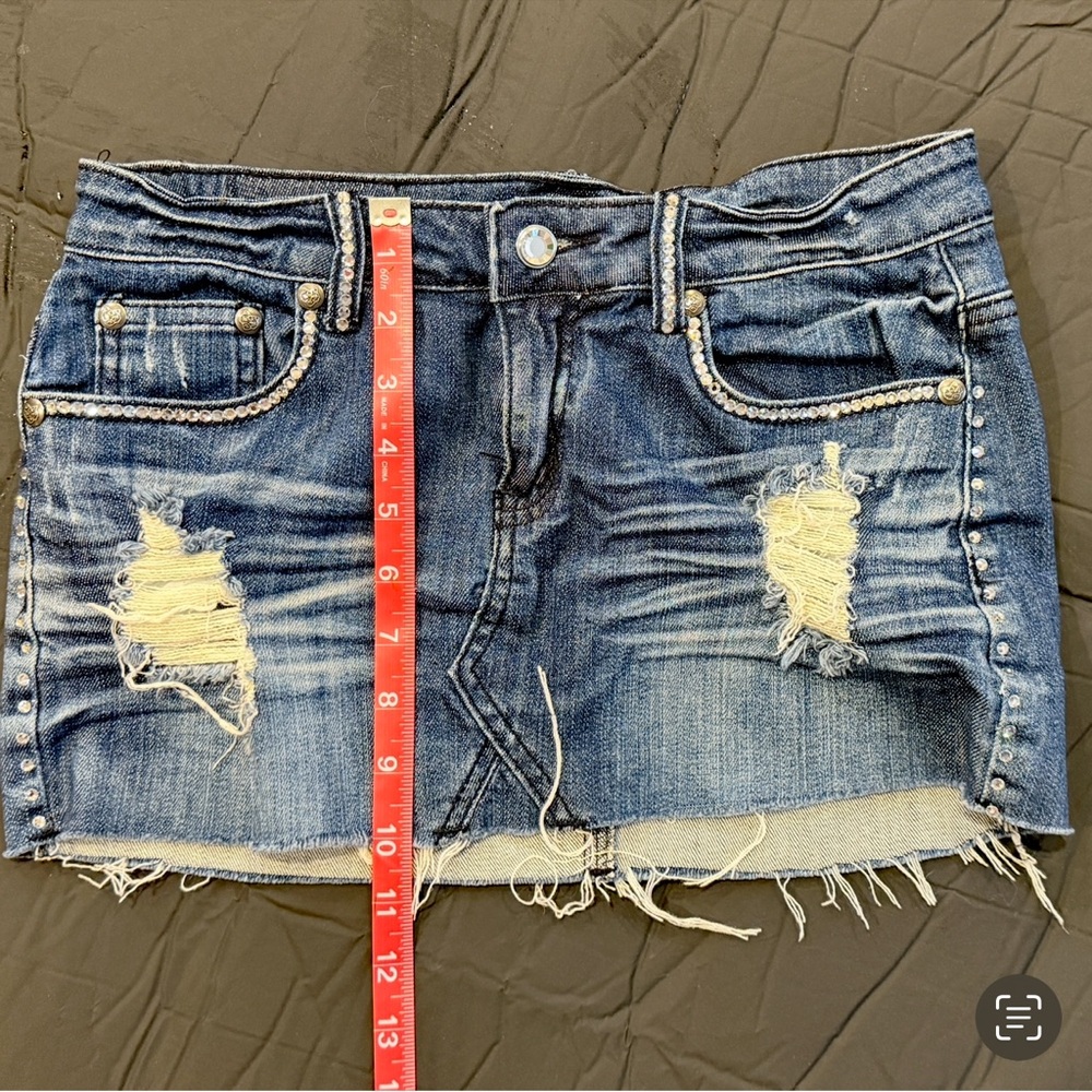 A7 Rhinestone Bling Denim Mini Skirt M Destroyed Ripped 7 For All Mankind - Picture 13 of 14